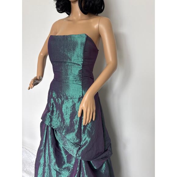 Vintage 80's F.I.E.S.T.A. iridescent teal taffeta draping strapless gown Medium - Picture 6 of 16